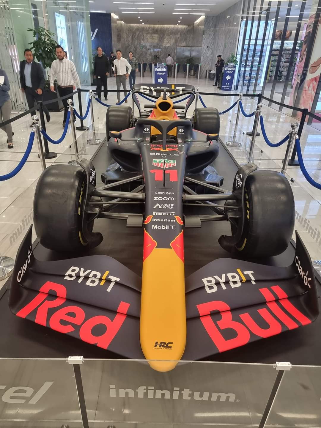 Red Bull Anuncia La Fecha Del Lanzamiento Del Coche De Checo P Rez Para