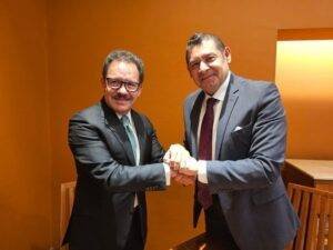 Con Armenta me une no solo la sangre.