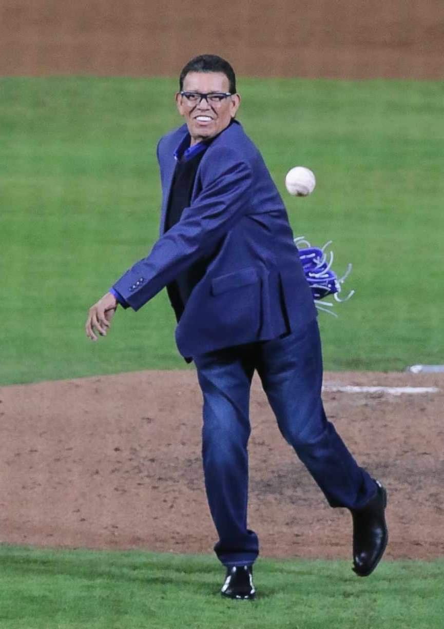 Reconocen a ‘El Toro’ Valenzuela en Sonora