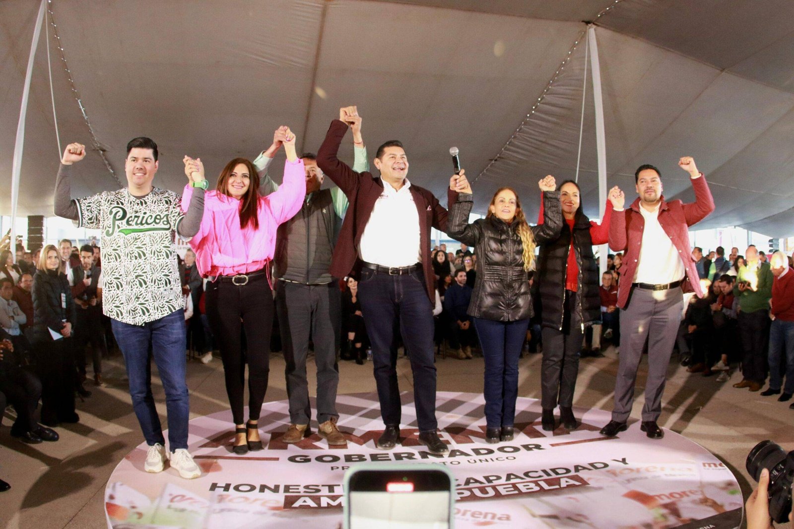 Apuesta Armenta a la educación y desarrollo tecnológico.
