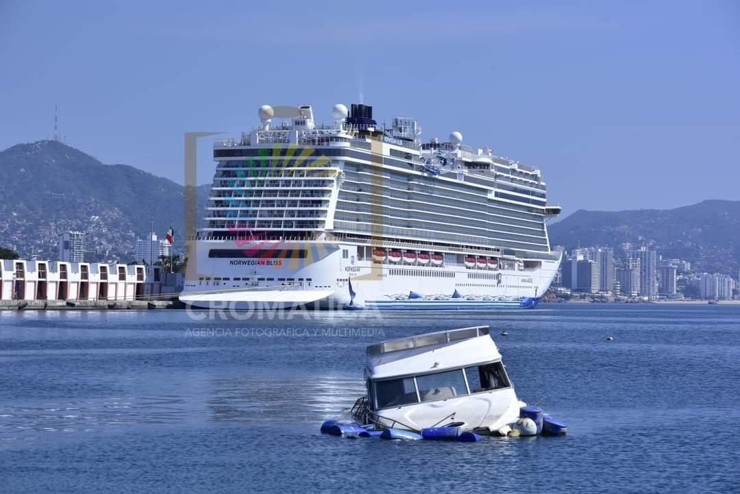 Acapulco Recibe el Primer Crucero con Más de 5 Mil Personas tras Otis