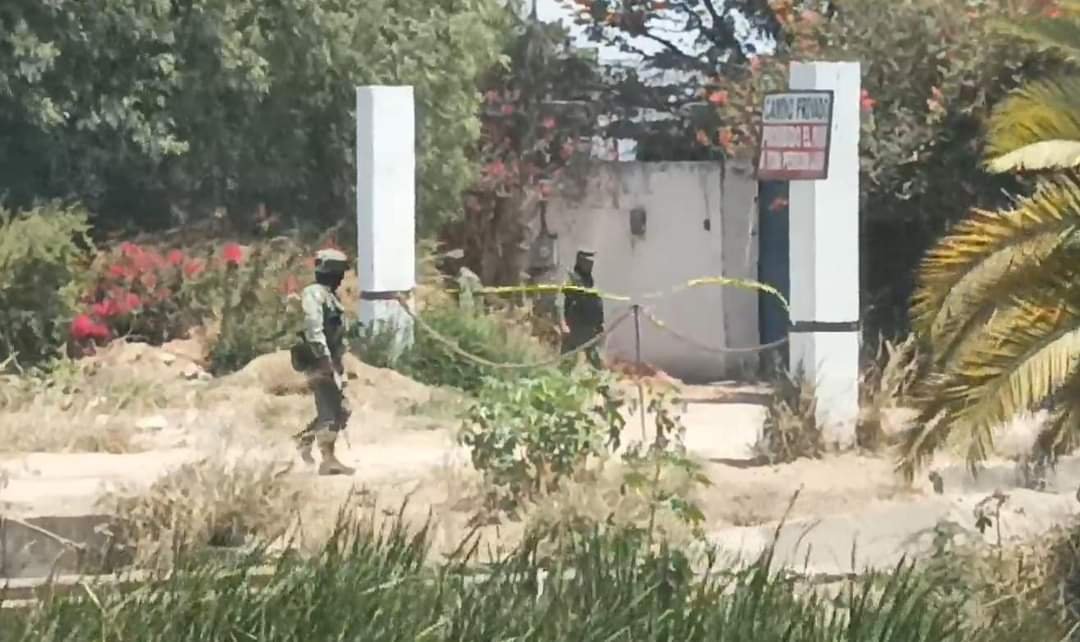Militares y Personal de Pemex Encuentran 9 Hombres Sin Vida en San Juan del Río, Querétaro.
