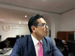 Néstor Camarillo, el gran traidor.