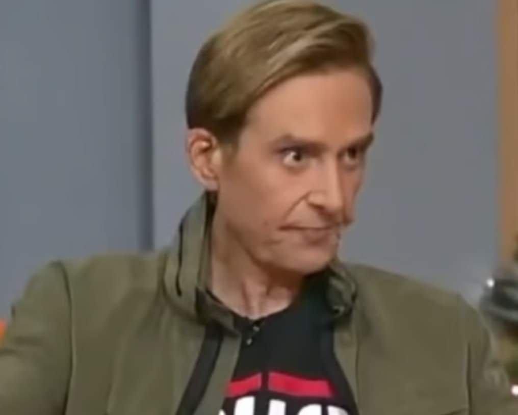 Daniel Bisogno Está Intubado