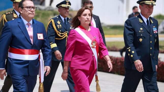 Allanan Casa de Dina Boluarte, Presidenta de Perú, por Presunto Enriquecimiento Ilícito.