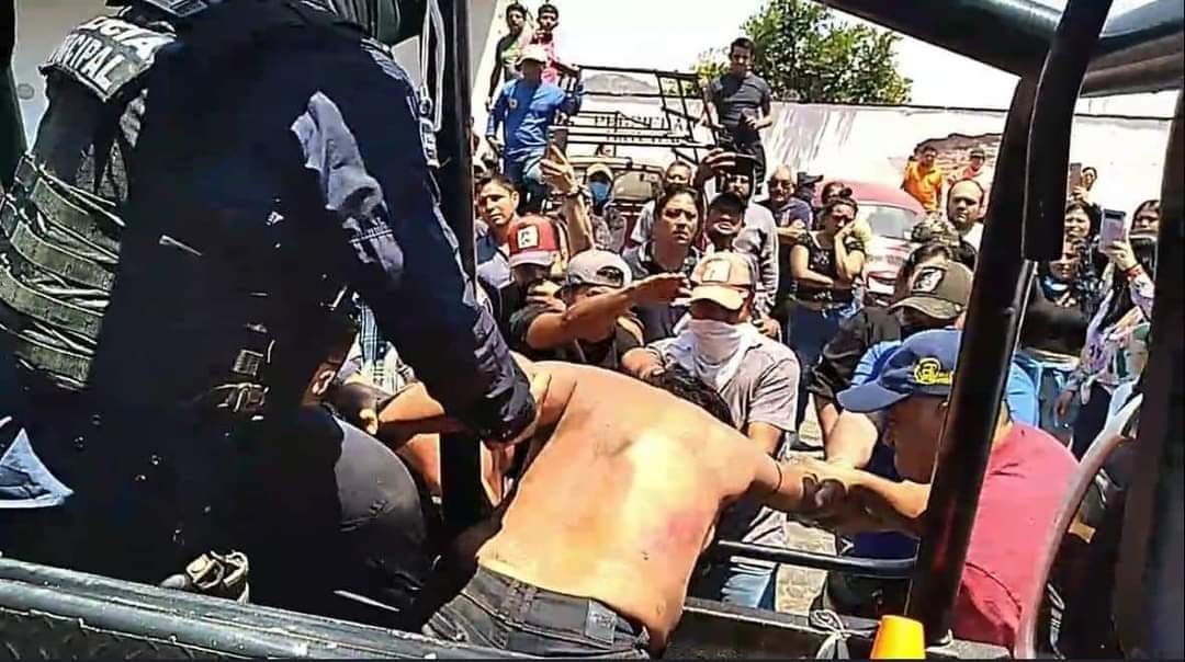 Habitantes de Taxco Intentan Linchar a los Presuntos Responsables del Asesinato de una Menor.