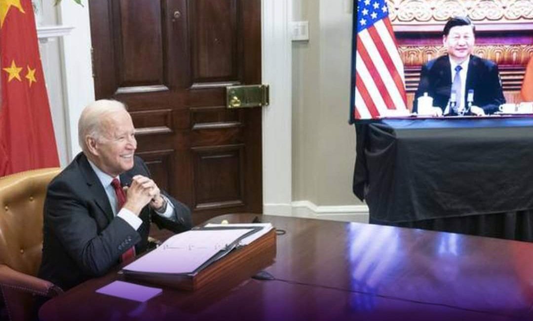 Biden y Xi Hablan por Teléfono Para Bajar Tensión.