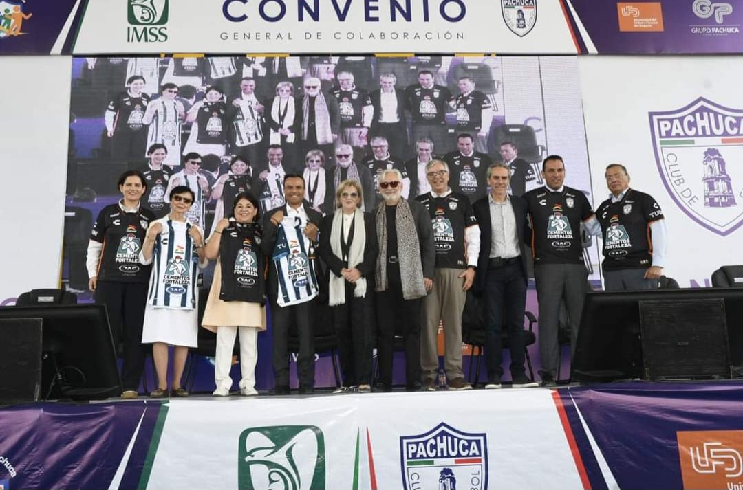 IMSS y Club Pachuca Firman Convenio, Habrá Escuelas de Futbol en Deportivos del Instituto.
