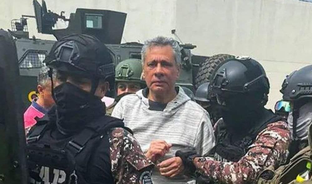 Jorge Glas se Encuentra Estable y va de Regreso a la cárcel de Máxima Seguridad.
