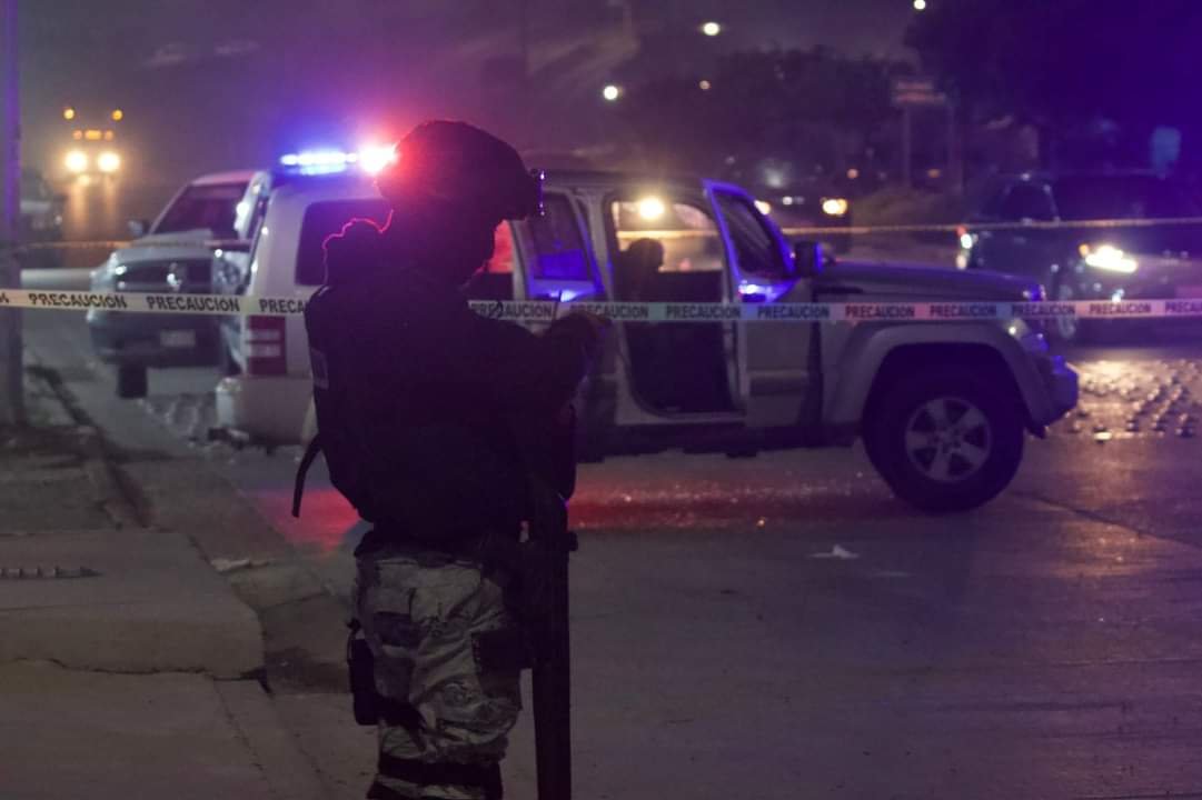 Dejan Abandonada Una Camioneta en Tijuana con Cinco Cuerpos Adentro.