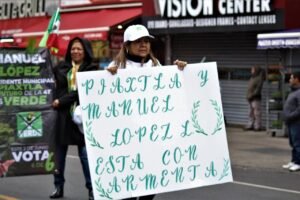 Migrantes apoyan a Armenta desde Nueva York.