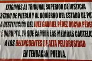 Entre jueces extorsionadores.