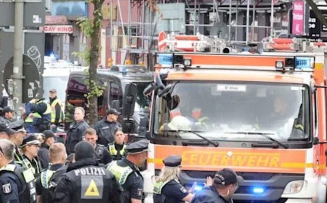 Policía alemana dispara a un hombre que amenazaba artefacto explosivo en Eurocopa.