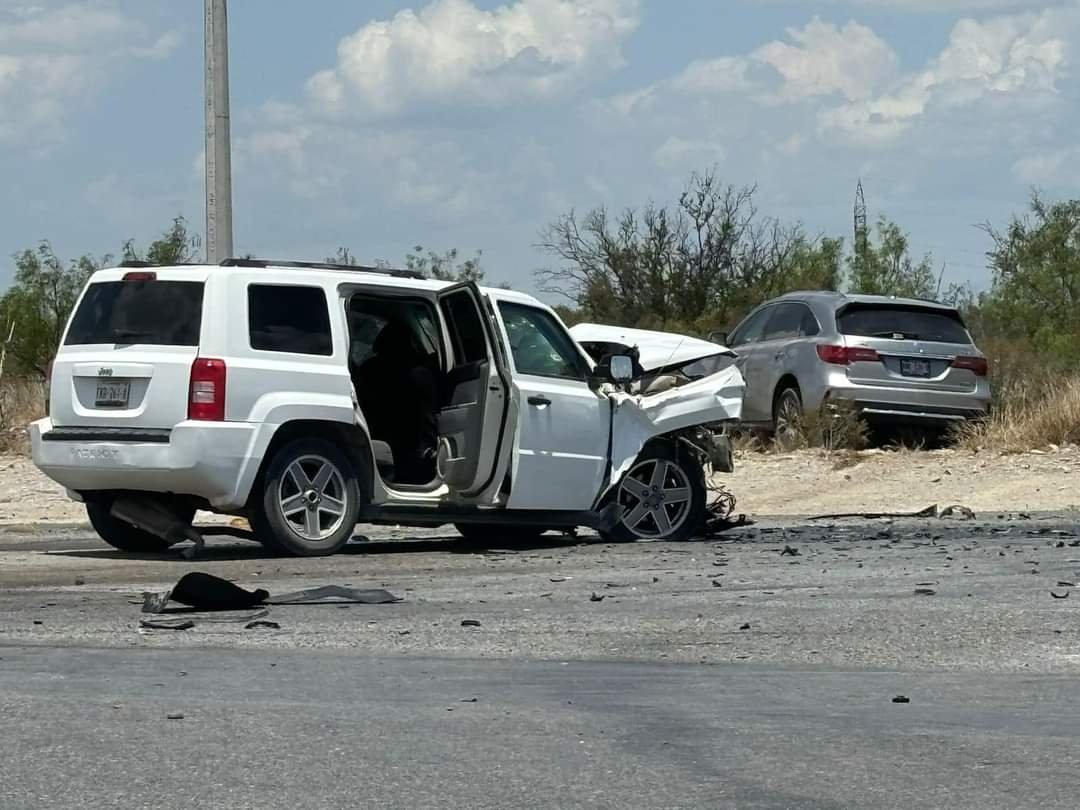Se Accidenta Camioneta que Forma Parte del Convoy de Caludia Sheinbaum en Cohauila.