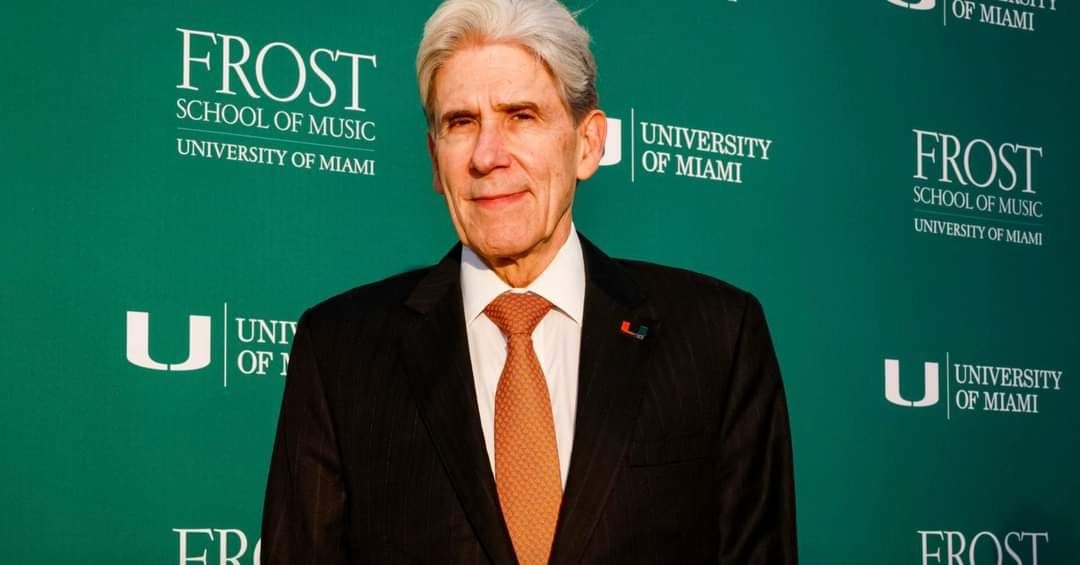 Julio Frenk Primer Rector Latino de UCLA.