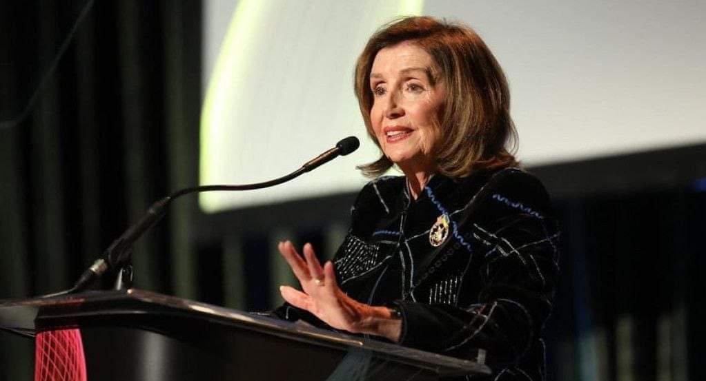 Nancy Pelosi Sugiere que Joe Biden Debería Pensar Nuevamente en la Reelección.