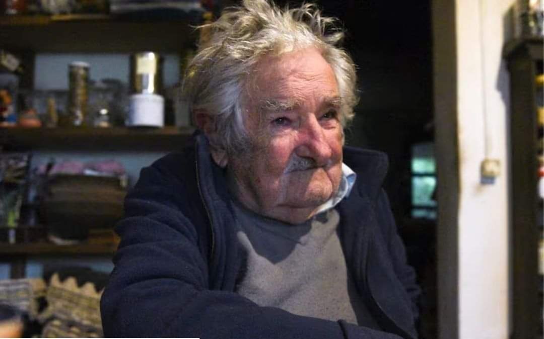 Internaron  a Expresidente José Mujica Tras Recibir Tratamiento Por Cáncer.