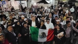 Presenta Armenta nuevo esquema de “Mi Casa es Puebla” a migrantes de California.