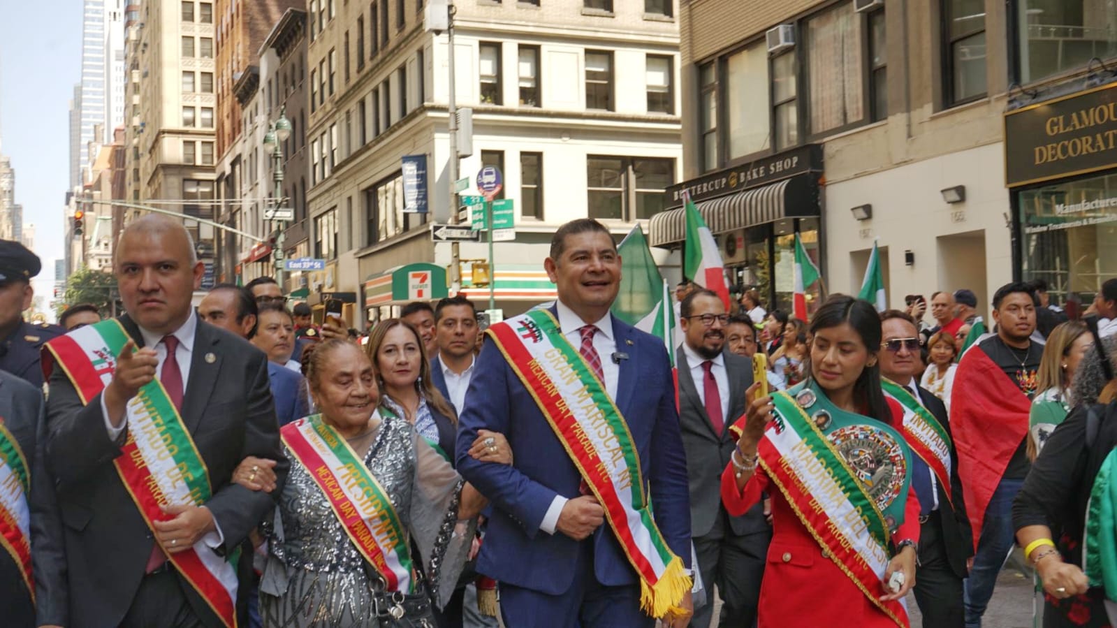 Con fuerza de migrantes, grandes proyectos en Puebla; Armenta.