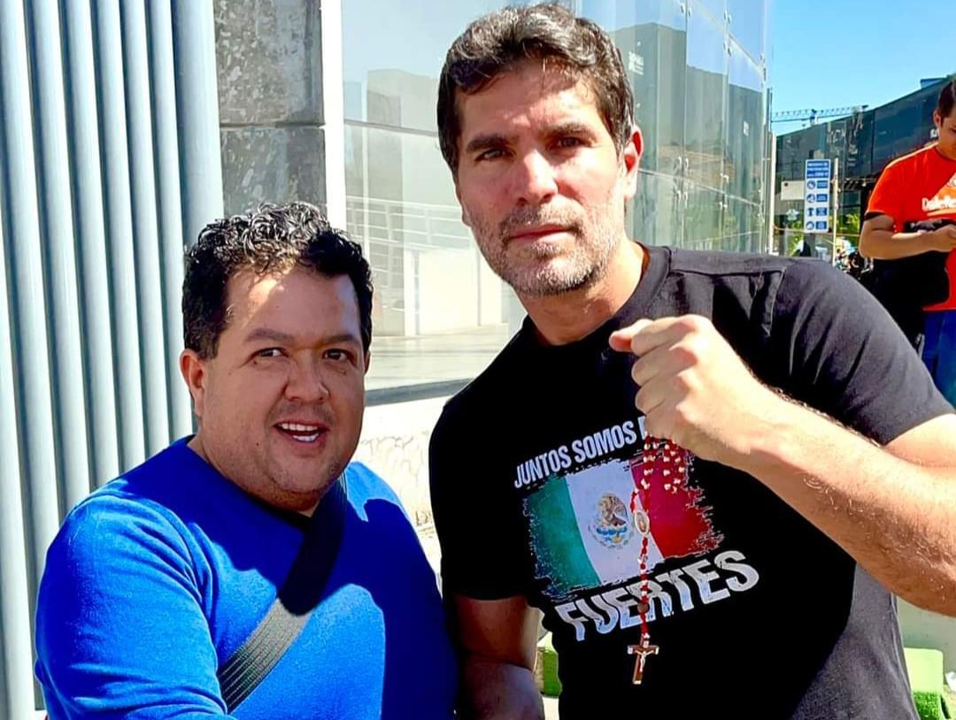 Al Menos Uno Que Apoya a Trump, Eduardo Verástegui Lanza Rap en Respaldo al Candidato.