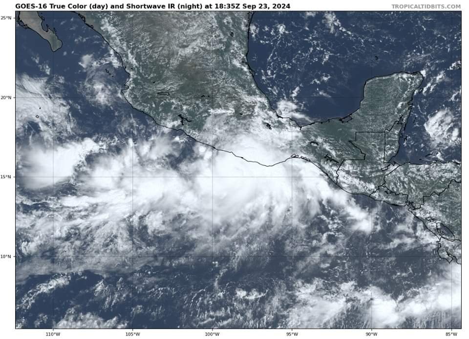 ‘John’ ya es Huracán y se Dirige a Oaxaca; Prevén Alcance Categoría 3.