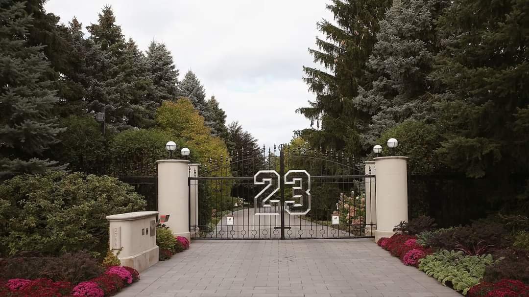 ¡Ofertón! Después de Diez Años Sale la Casa de Michael Jordan.