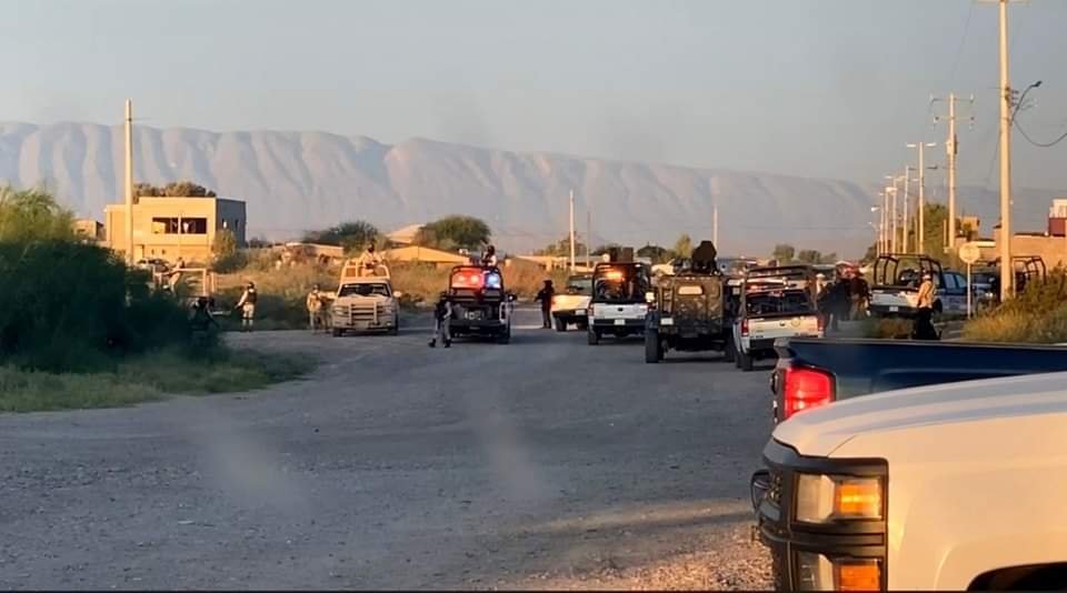 Dejan 11 Cuerpos Abandonados Junto a Instalaciones de la CFE en Ojinaga, Chihuahua.