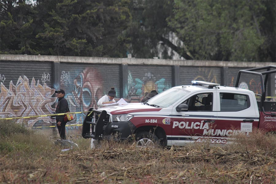 Balacera entre policías y criminales deja un muerto en Amozoc.