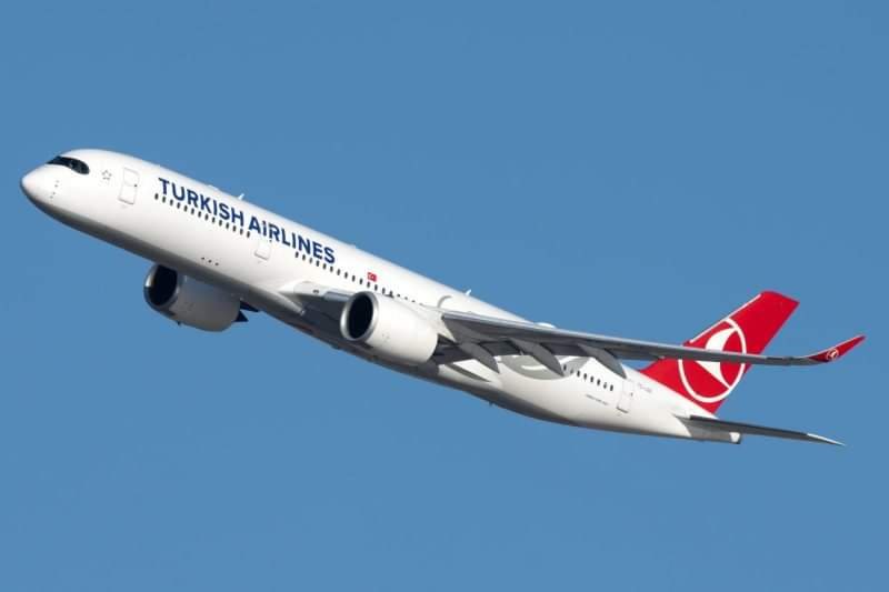 ¡SOS! Piloto de Turkish Airlines Muere en Pleno Vuelo.