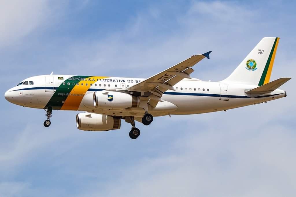 Que Mala Suerte Para Lula, Avión del presidente de Brasil sufre problema técnico, de Regreso a México.
