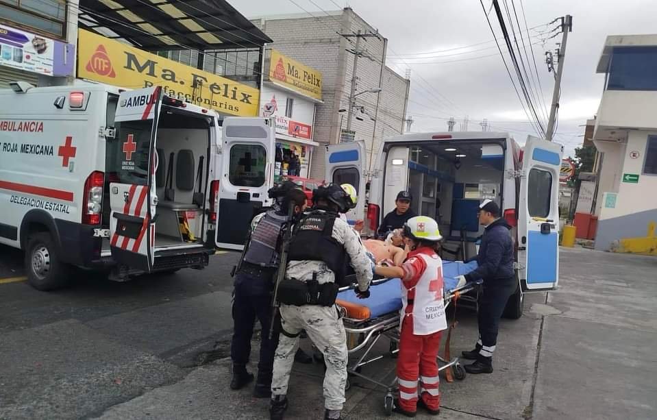 Gente con Uniforme de Despachadores Asesinan a Empresario en una Gasolinera de Tlaxcala.