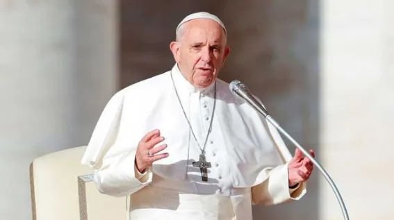 Llego la Crisis al Vaticano, Papa Francisco Anuncia Recorte de Sueldos a Cardenales.