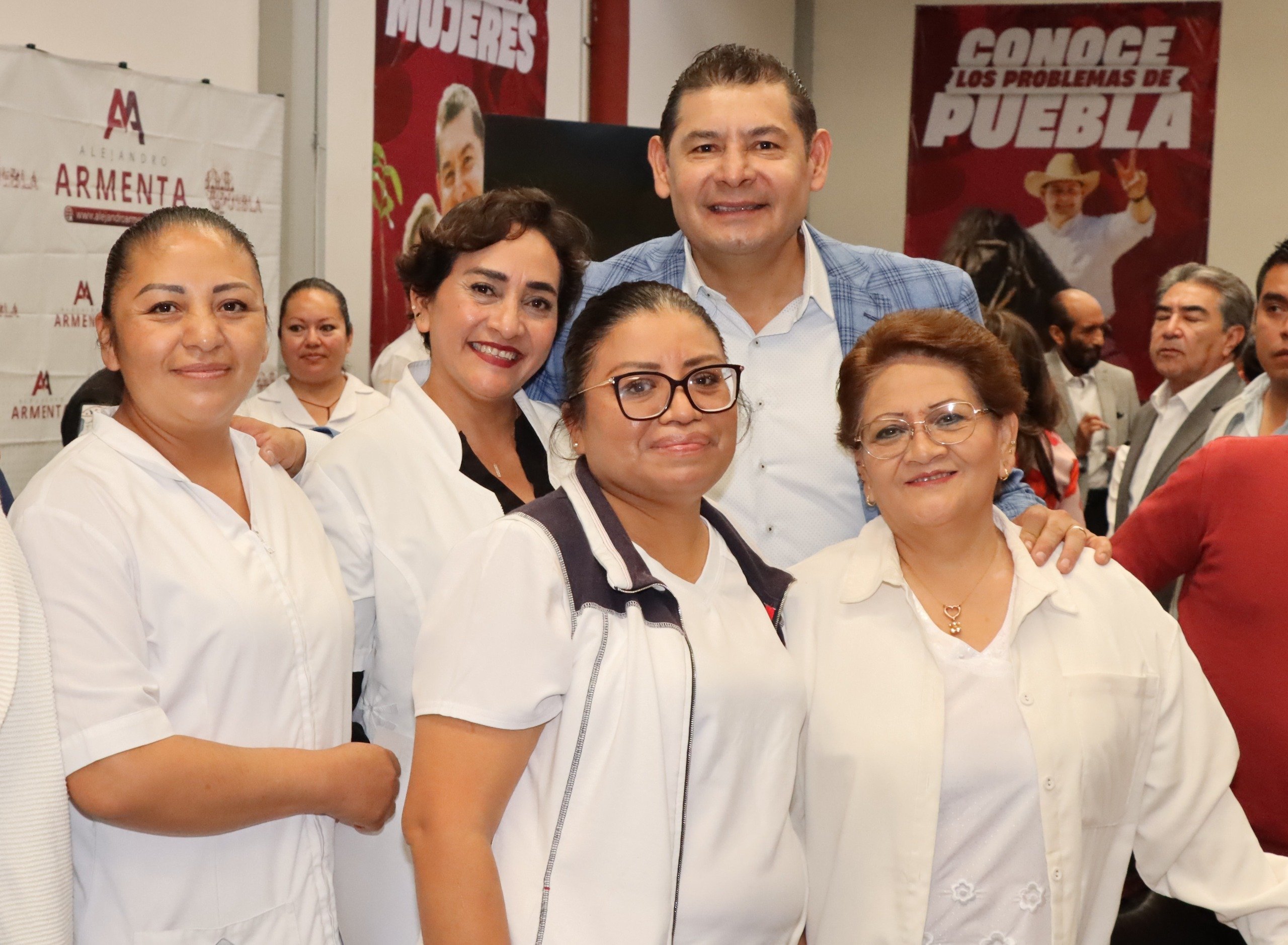 Medicamentos y atención integral a comunidades lejanas, Armenta.