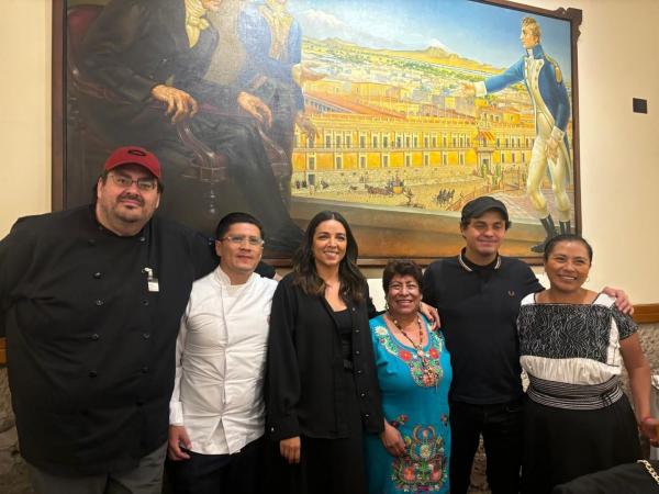 Presenta Puebla a Colombia sabores y excelencia culinaria.