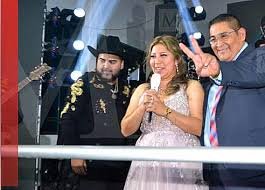 Con austeridad millonaria festeja los 15 años de su hija alcalde de Ecatepec de Morelos.