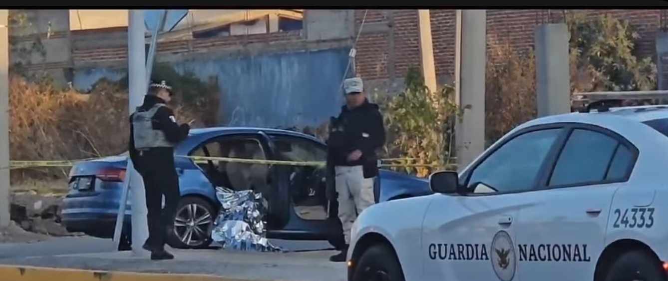 Criminales y Guardia Nacional se agarran a plomazos en Texmelucan, hay un muerto.