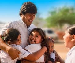Van por Evo Morales por abuso sexual en contra de menor de 15 años.