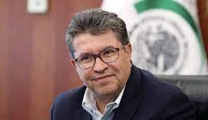 Monreal se mocha con las miches y los azulitos.