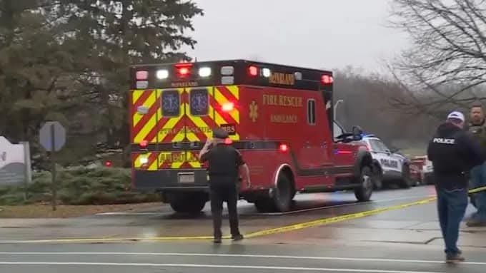 Que Mala Epoca para un Tiroteo en una Escuela en Madison, Wisconsin, hay Varios Heridos.