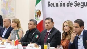 Encabeza Armenta mesas de seguridad con sector empresarial