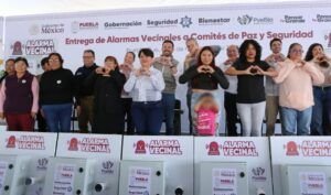 ¡Vientos! Gobierno del estado entrega alarmas con cámaras de vigilancia