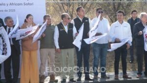 Con insumos donados por PEMEX, el Estado pavimentará 8 mil calles; Armenta