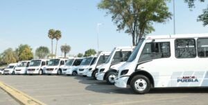 Alejandro Armenta entrega más de 11 mdp a fondo perdido para modernizar transporte público en Puebla