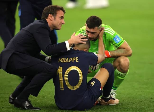 Francia, de ser candidato a Campeón del Mundo, a cuarto Lugar!