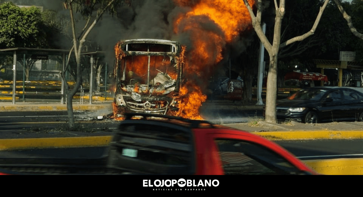 Se desató el infierno en Michoacán; balas, bloqueos y vehículos en llamas