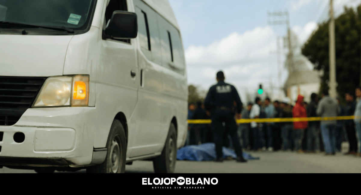 Combi del transporte sin placas mata a niño en Amozoc