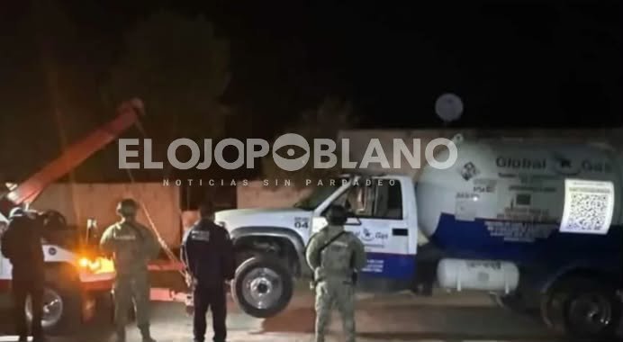 ¿Huachicol de Global Gas? Abandonan pipa en Amozoc