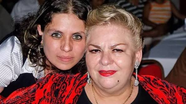 ¿Me estas leyendo inutil? murió Martha, hija de Paquita la del Barrio