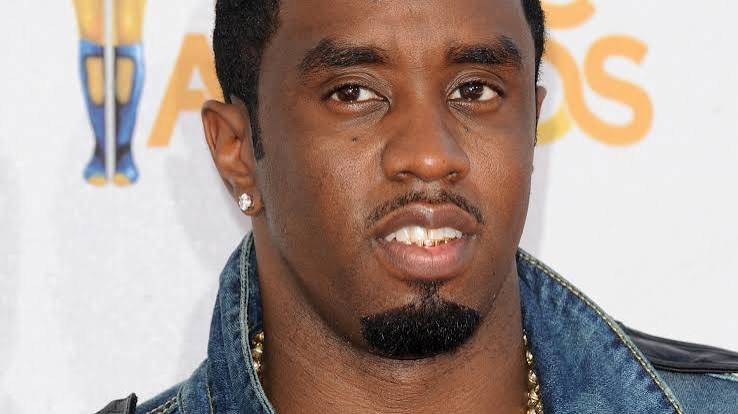 Le meten tranquiza a P. Diddy en la cárcel y lo mandan al hospital