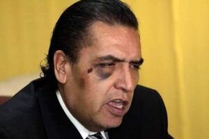 Van hasta su casa y se lo llevan preso, así cayó Juez Romero Razo